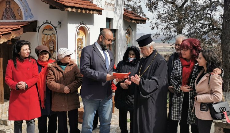 Водачът на БСП в Пазарджик Пламен Милев подари безплатна wifi зона на храма в с. Црънча